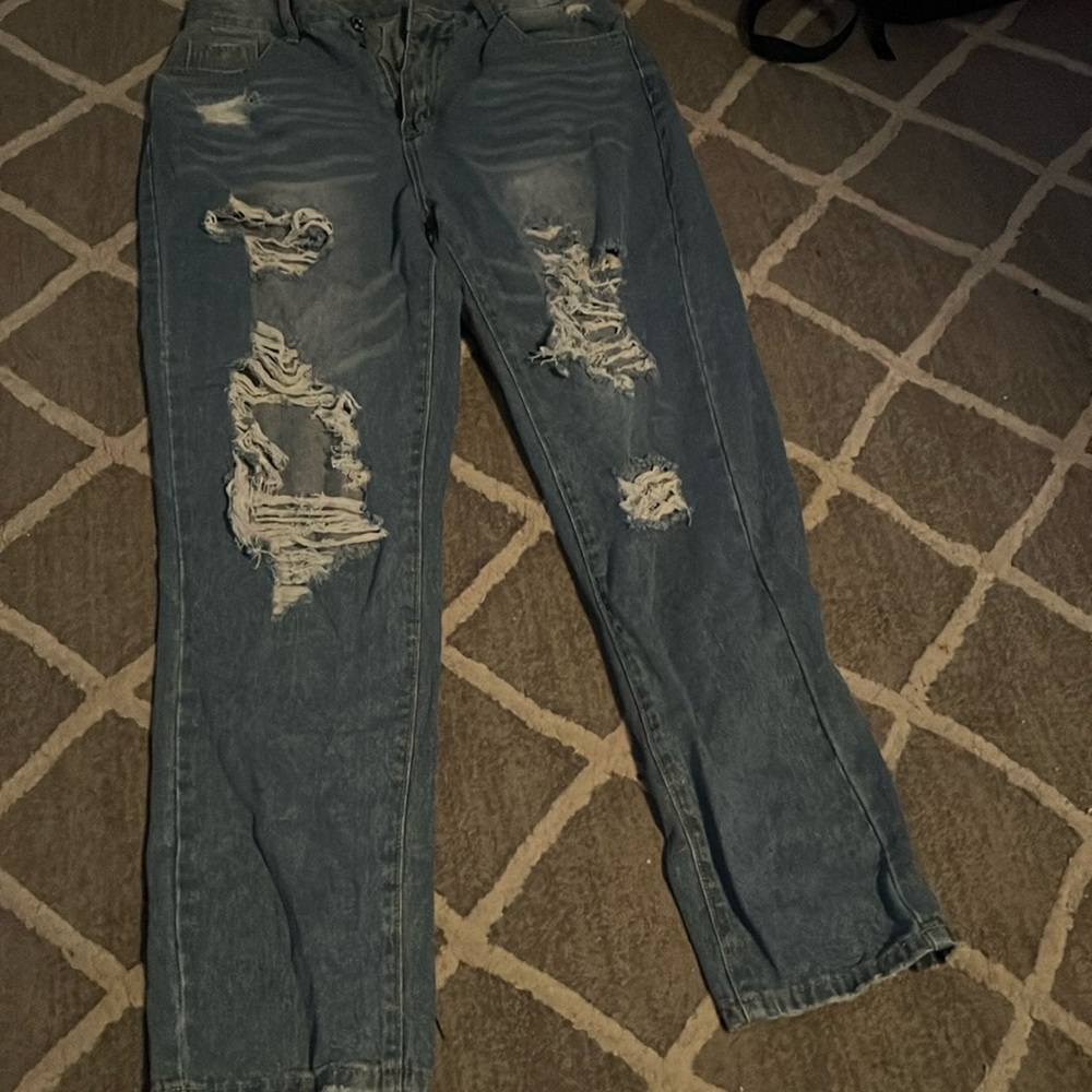 Blue skinny ripped jeans